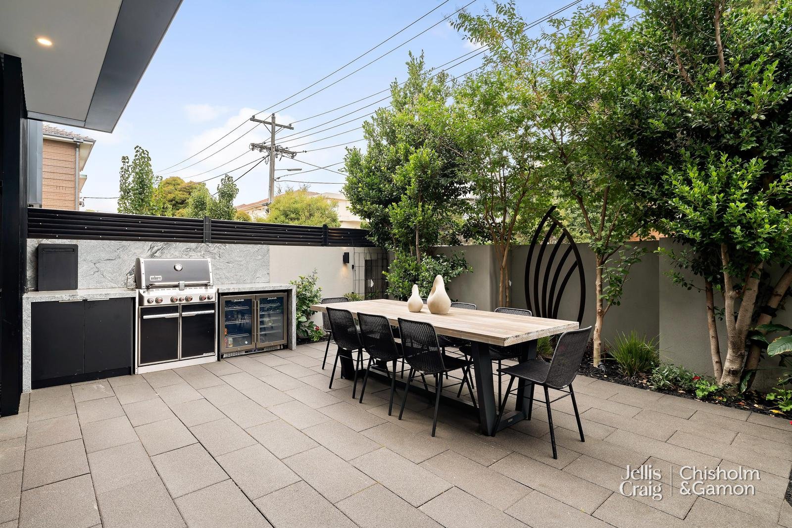 1/6 Alfriston Street, Elwood image 3