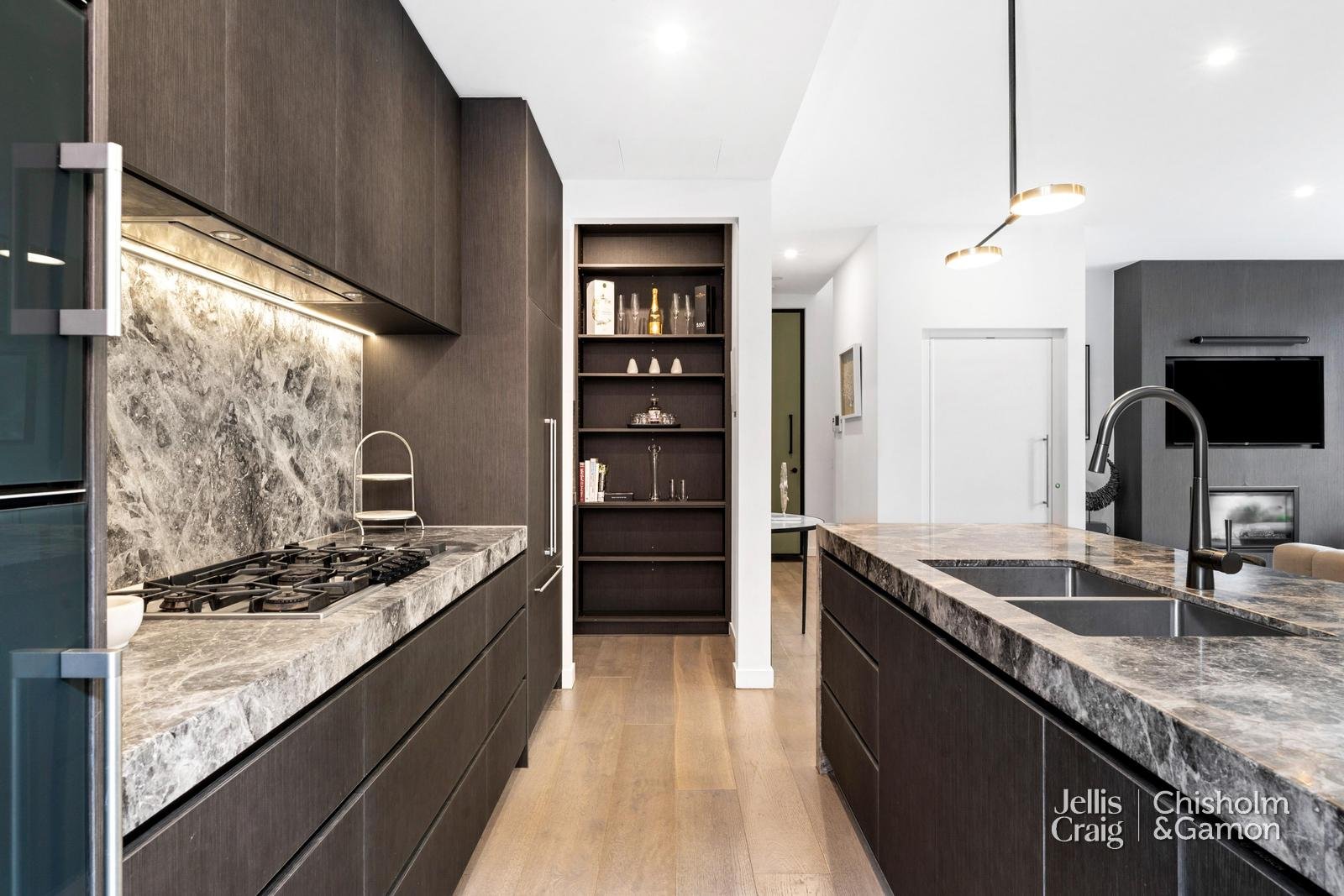 1/6 Alfriston Street, Elwood image 5