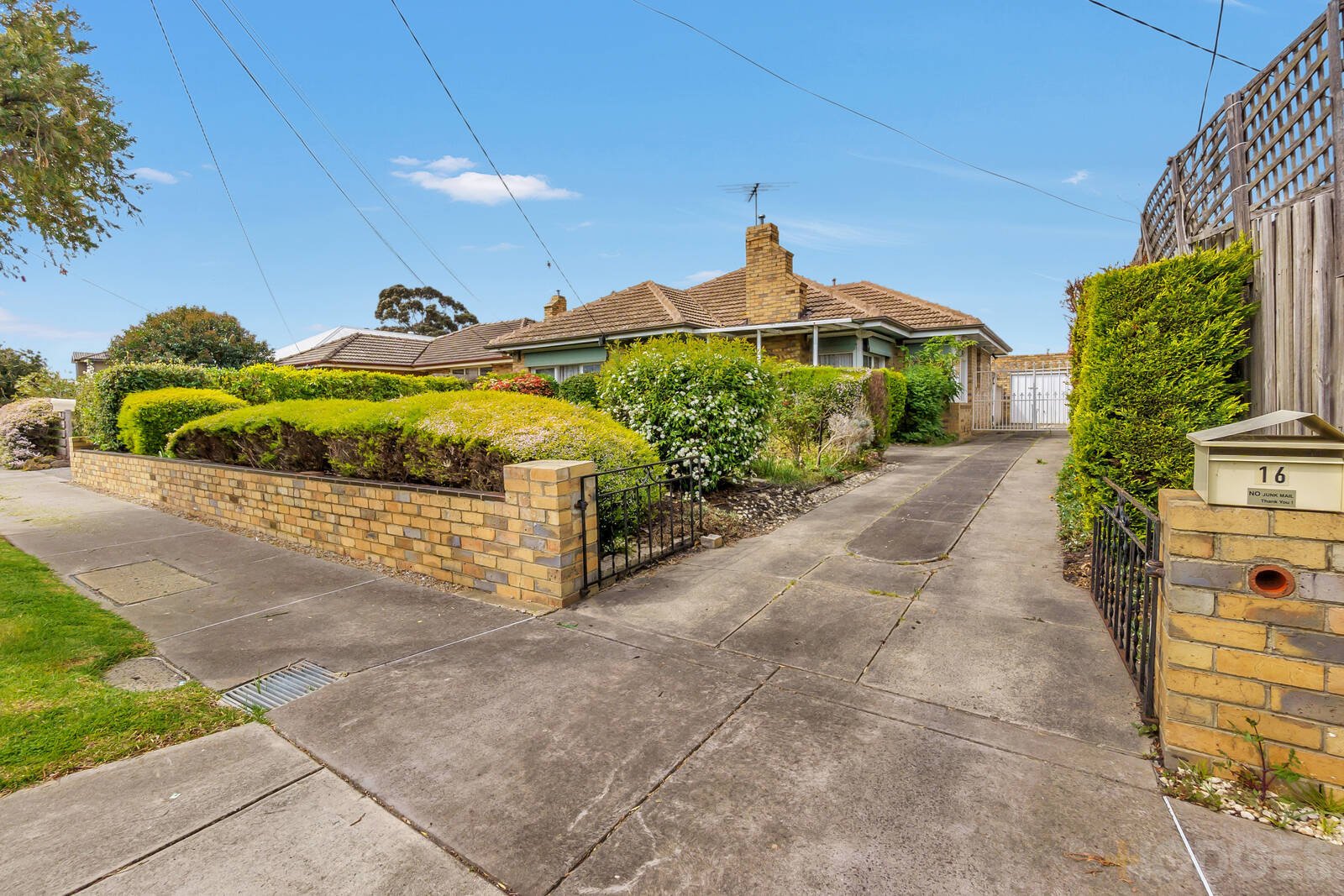 16 Allandale Road Mentone