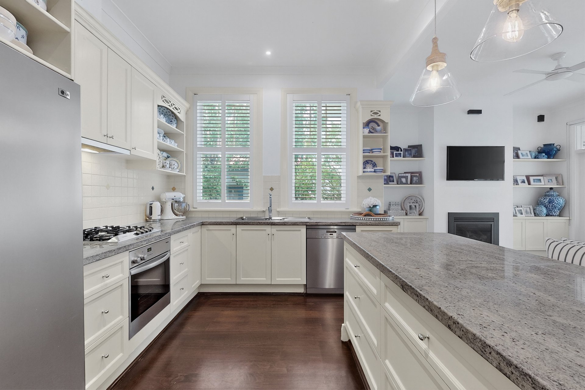 16 Allison Avenue, Glen Iris image 5