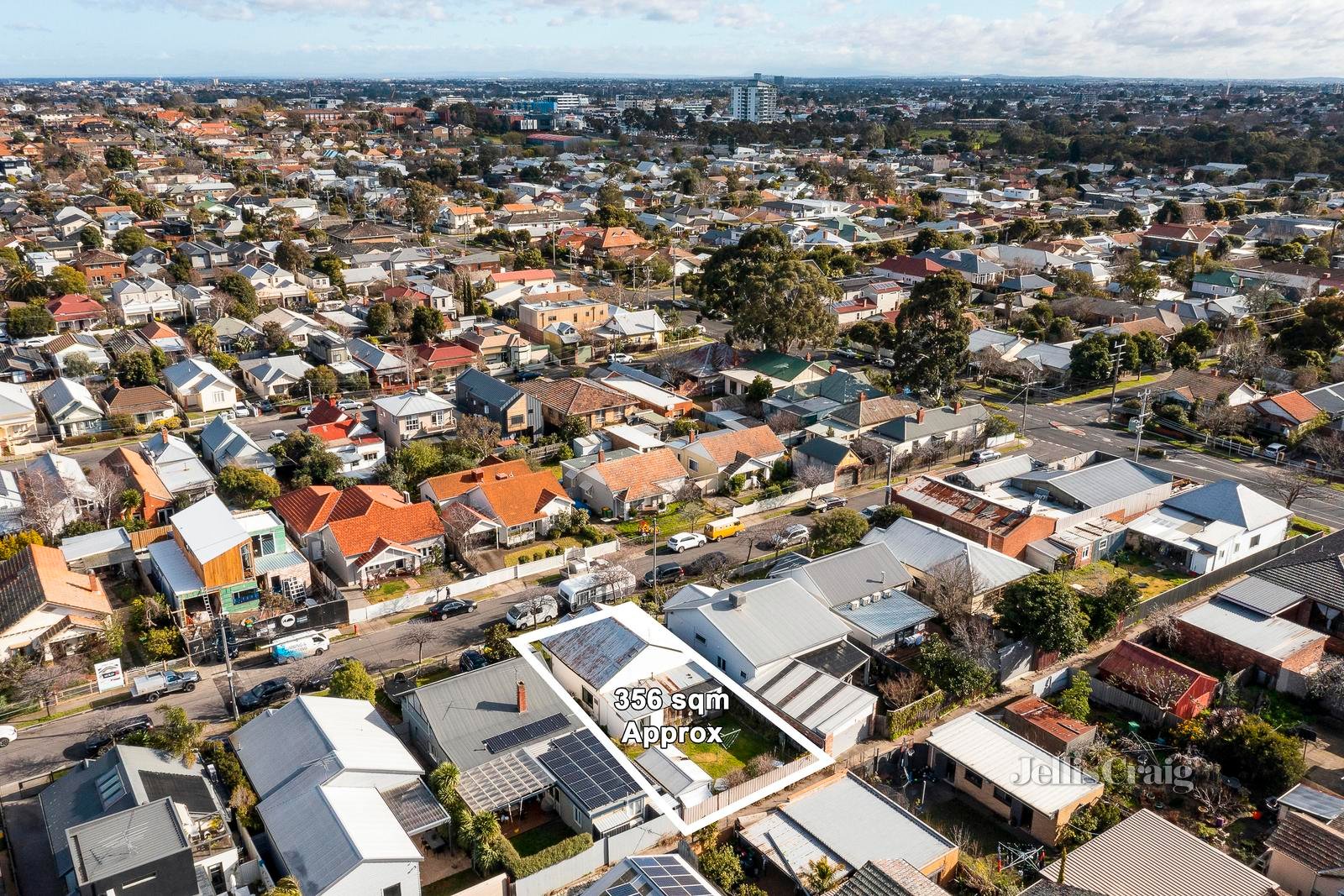 16 Alphington Street, Northcote image 2