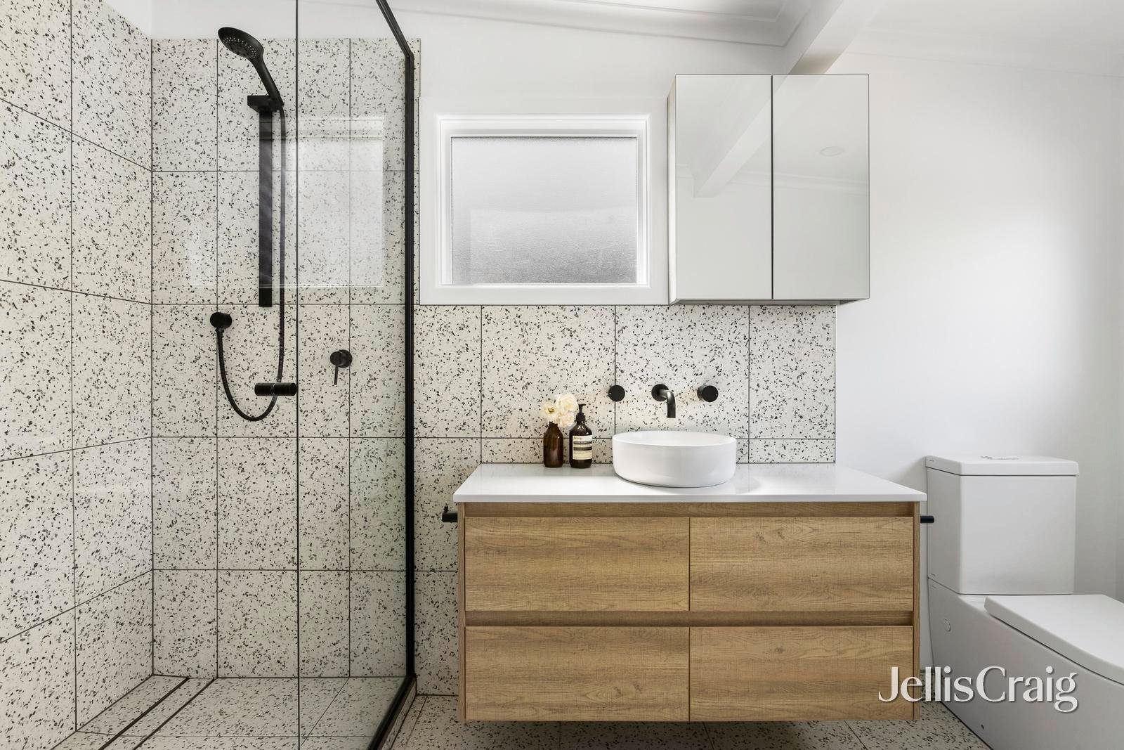 16 Alphington Street, Northcote image 8