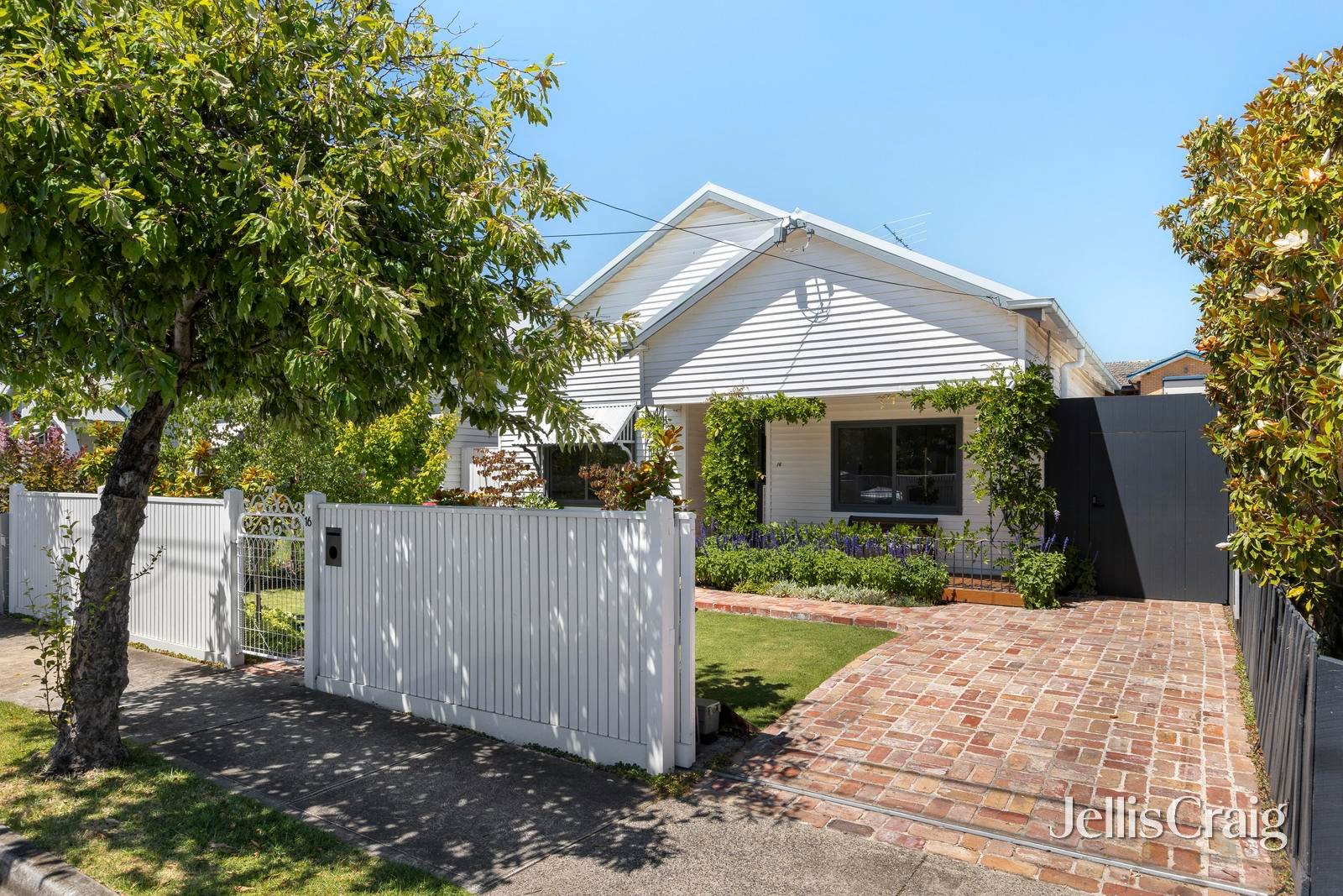 16 Alphington Street, Northcote image 12