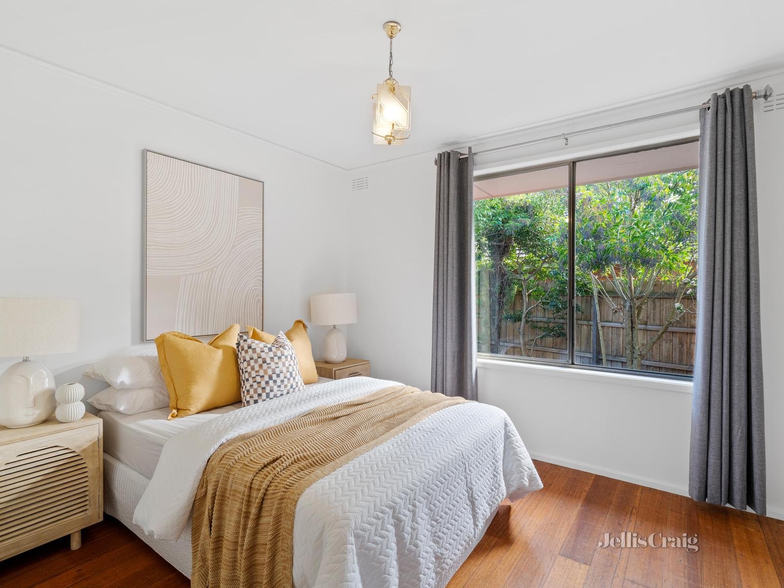 16 Arawata Drive, Doncaster East image 8
