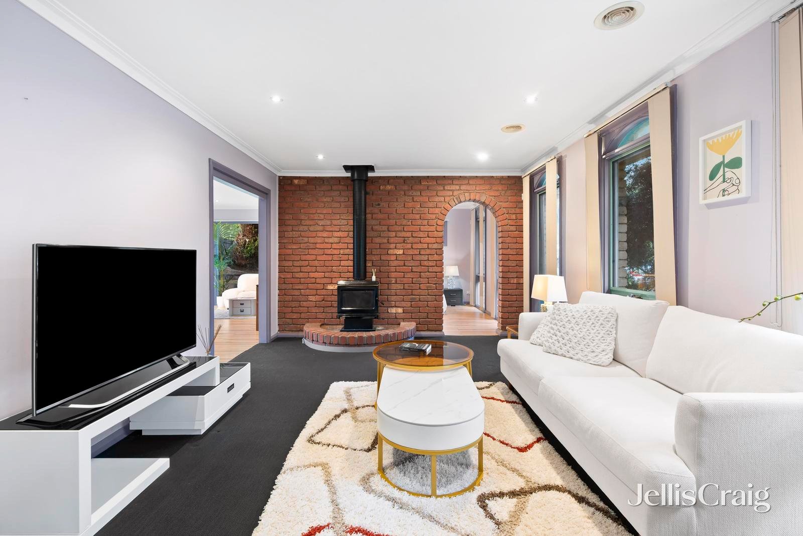 16 Argyle Street, Donvale image 3