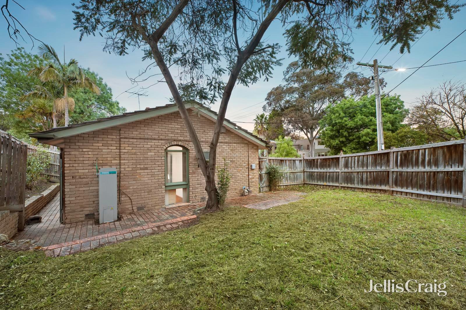 16 Argyle Street, Donvale image 11