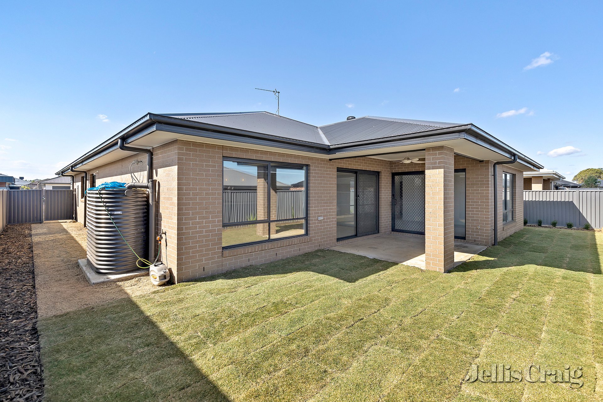 16 Armagh Street, Alfredton image 6