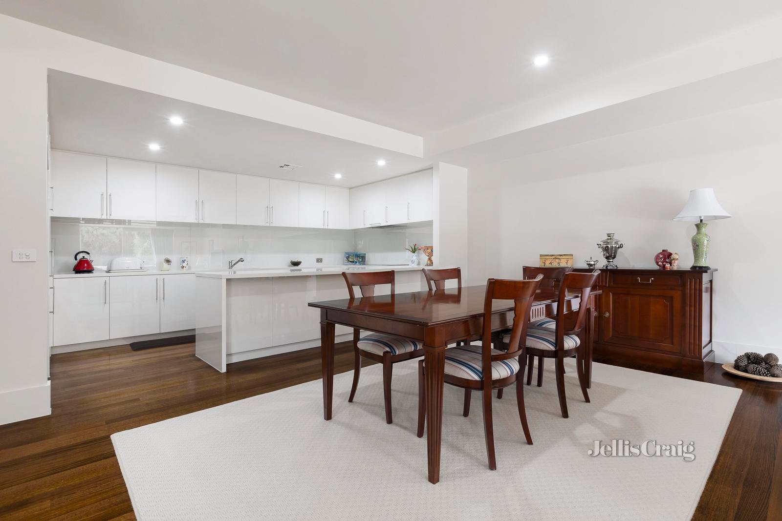 16 Armytage Drive, Portsea image 4