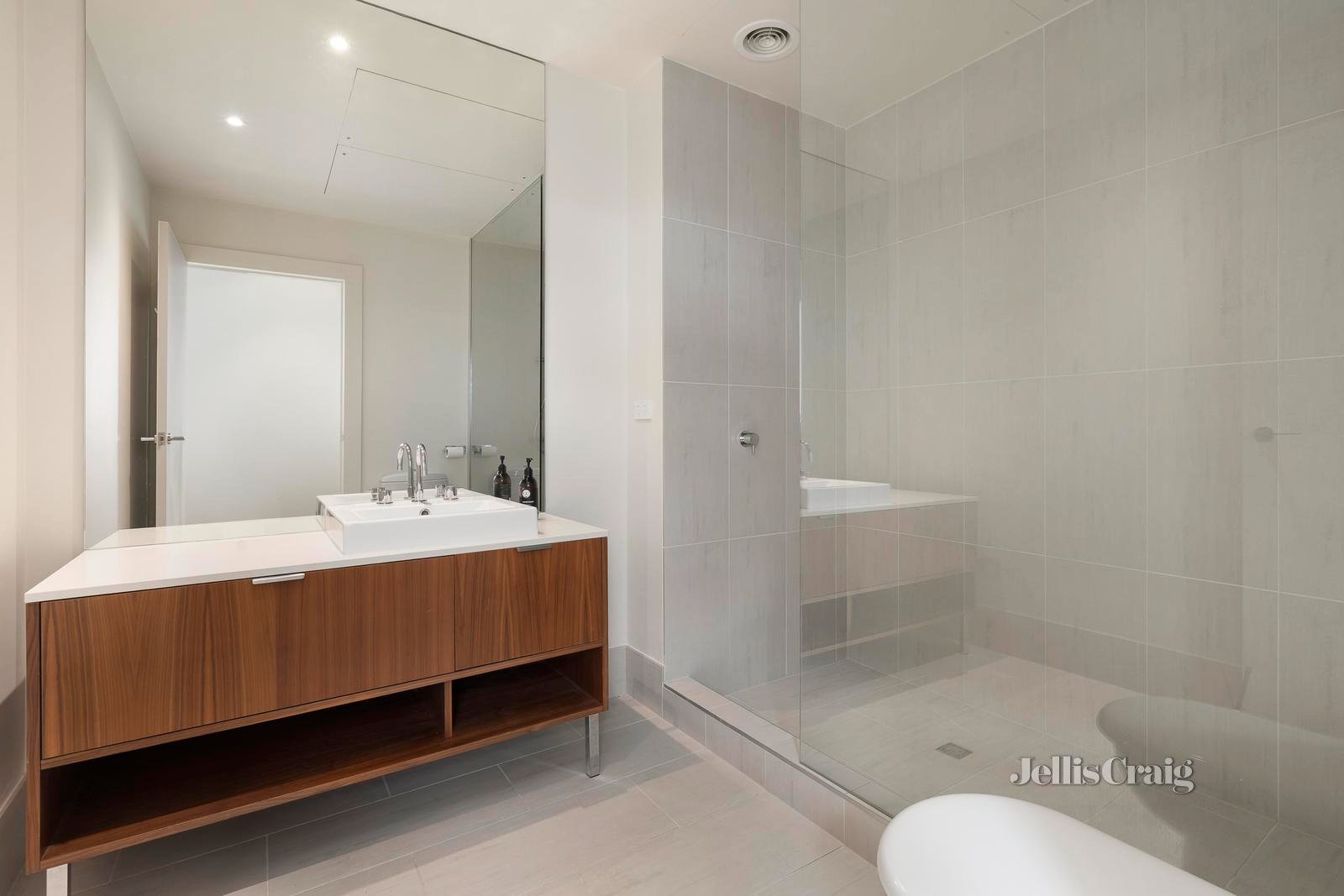 16 Armytage Drive, Portsea image 10