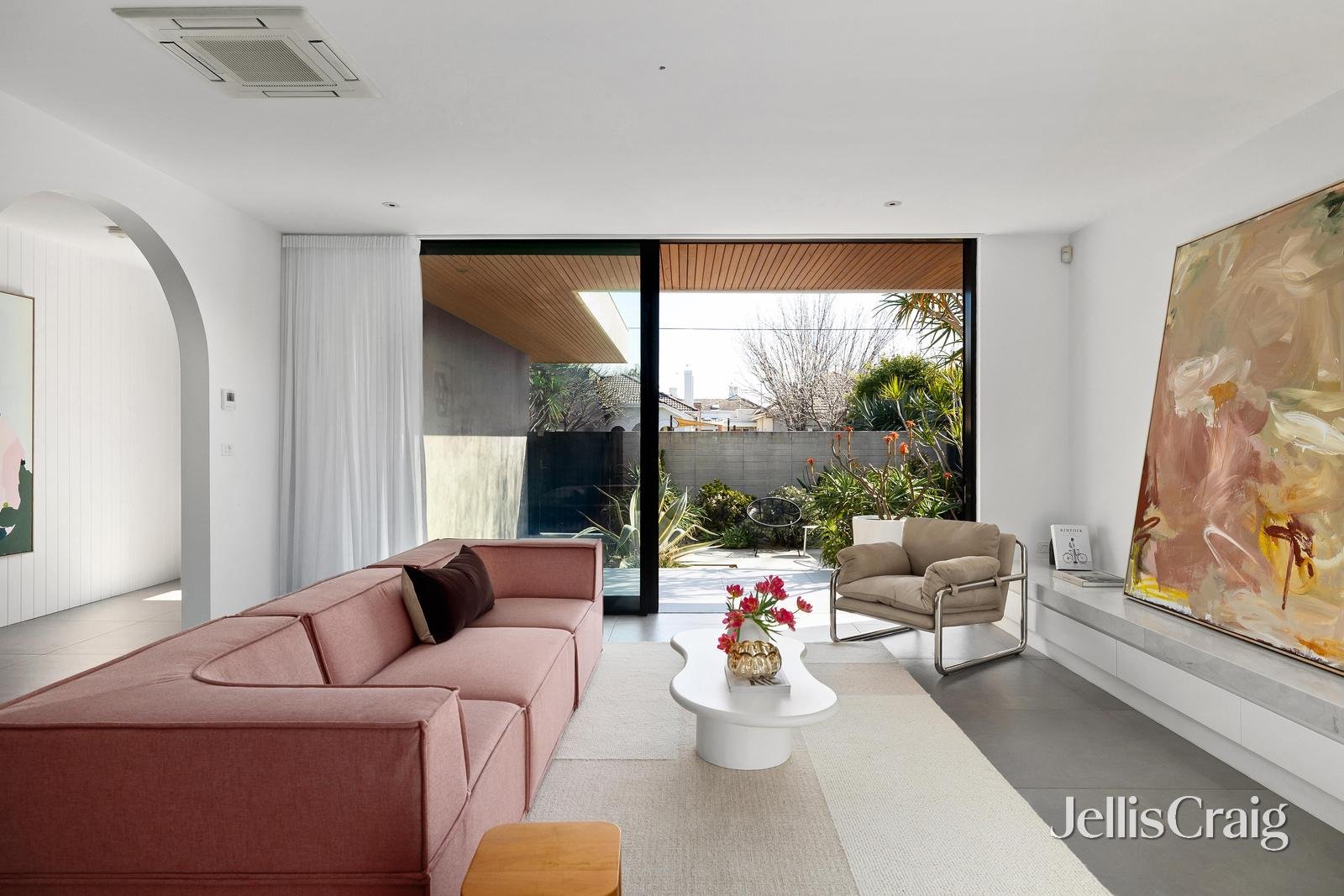 16 Attley Grove, St&nbsp;Kilda&nbsp;East image 4