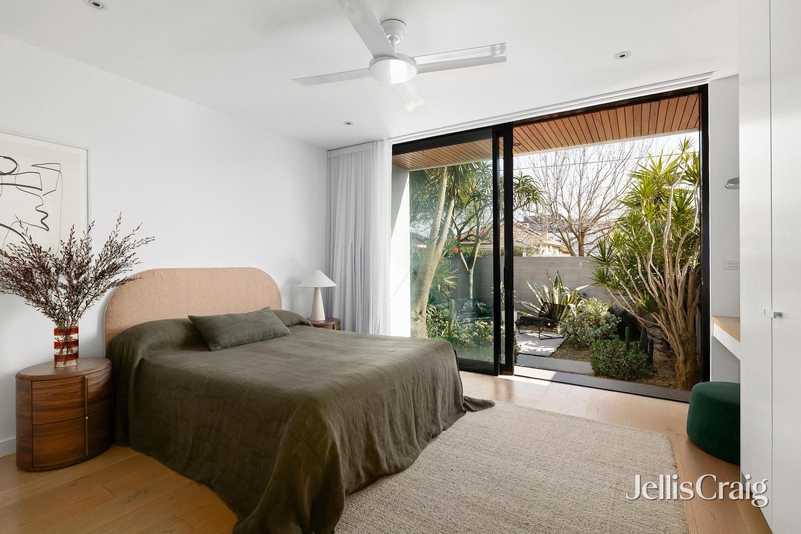 16 Attley Grove, St&nbsp;Kilda&nbsp;East image 11