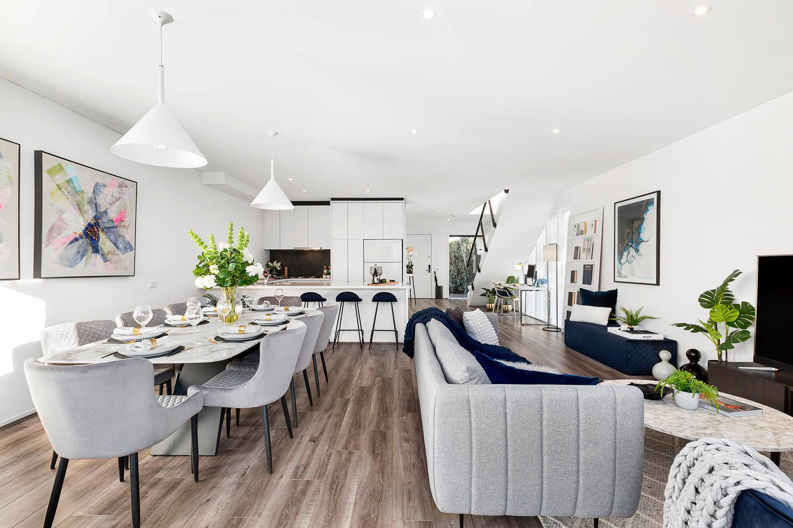 Property Gallery - Main Image