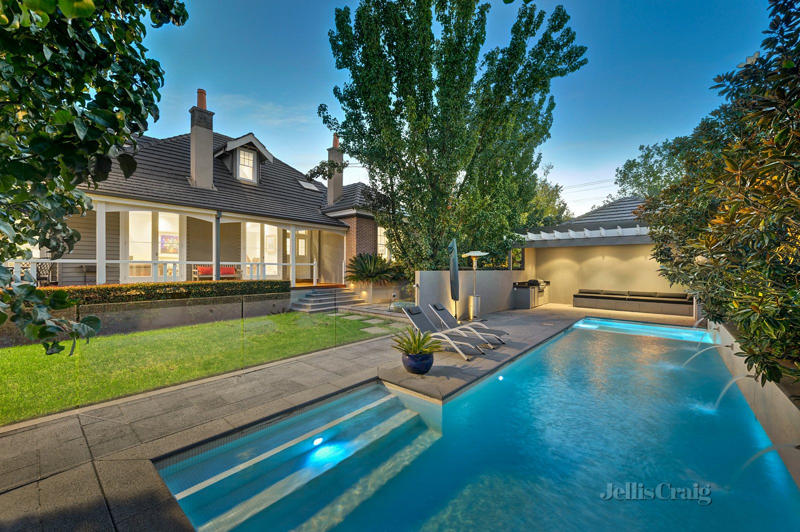 16 Barnsbury Road, Balwyn image 13