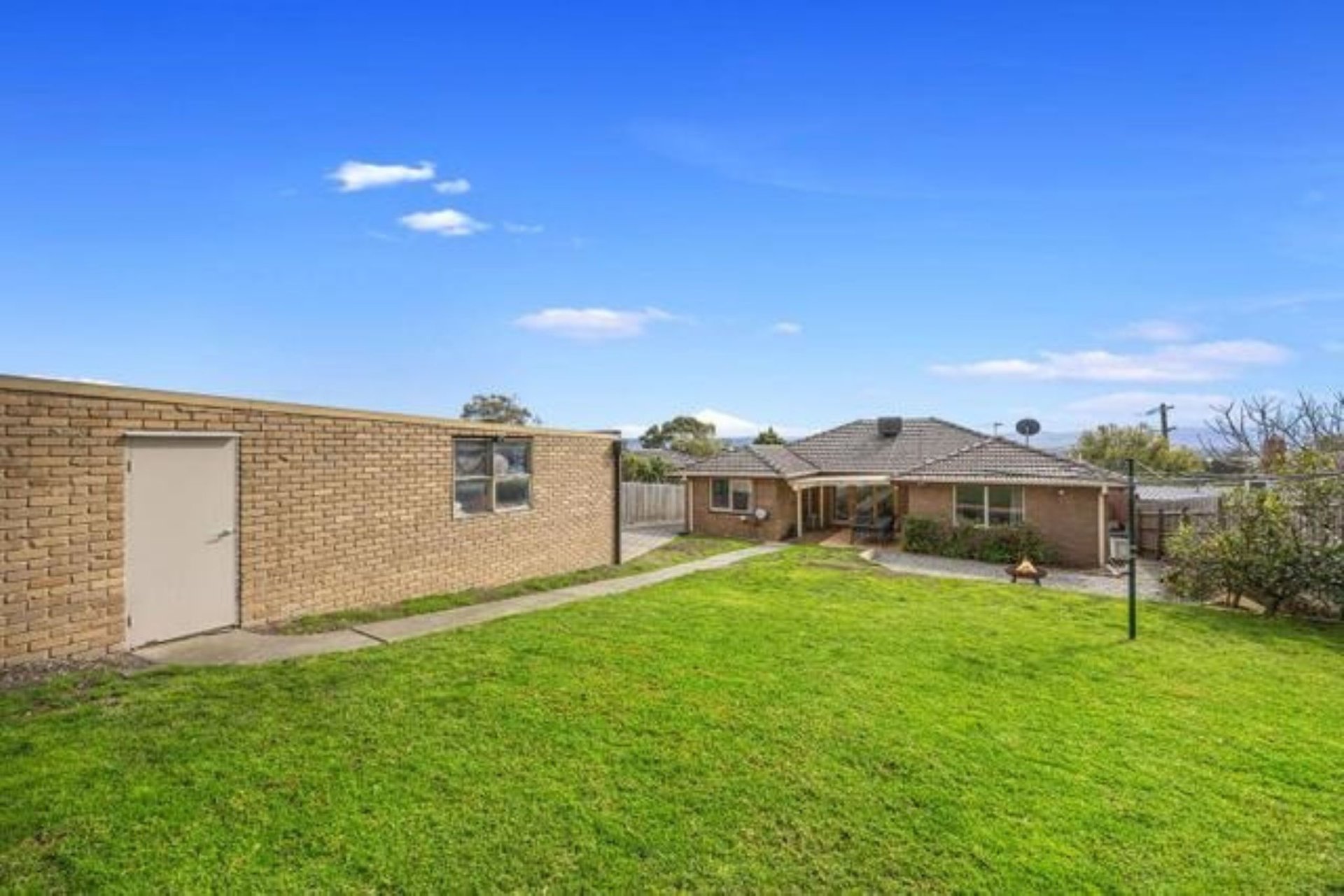 16 Bede Avenue, Coldstream image 10