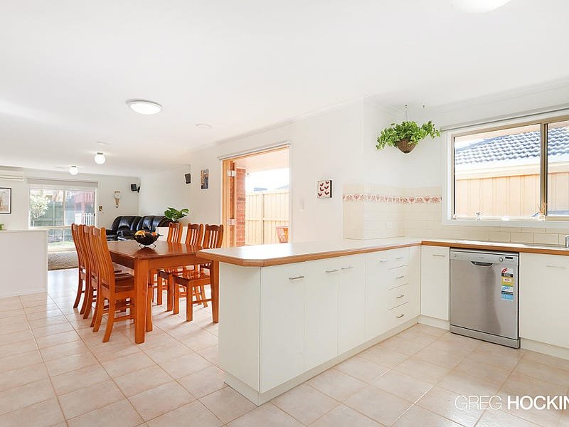 16 Birkett Court, Altona Meadows image 2