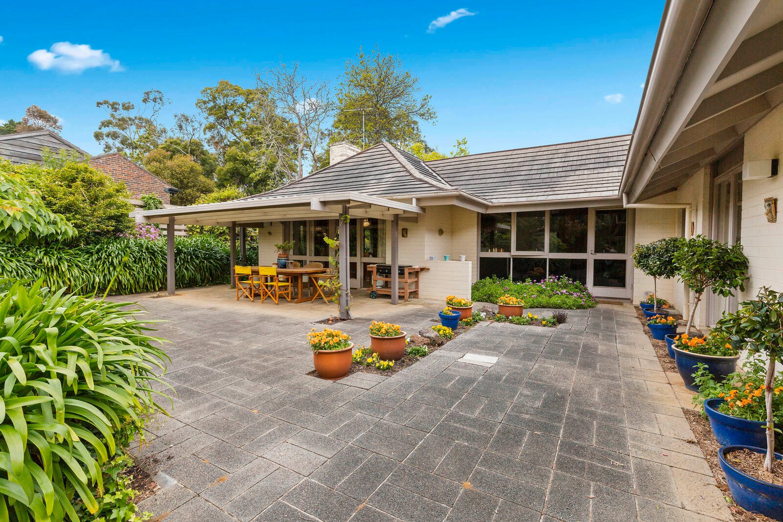 Property Gallery Thumbnail 9