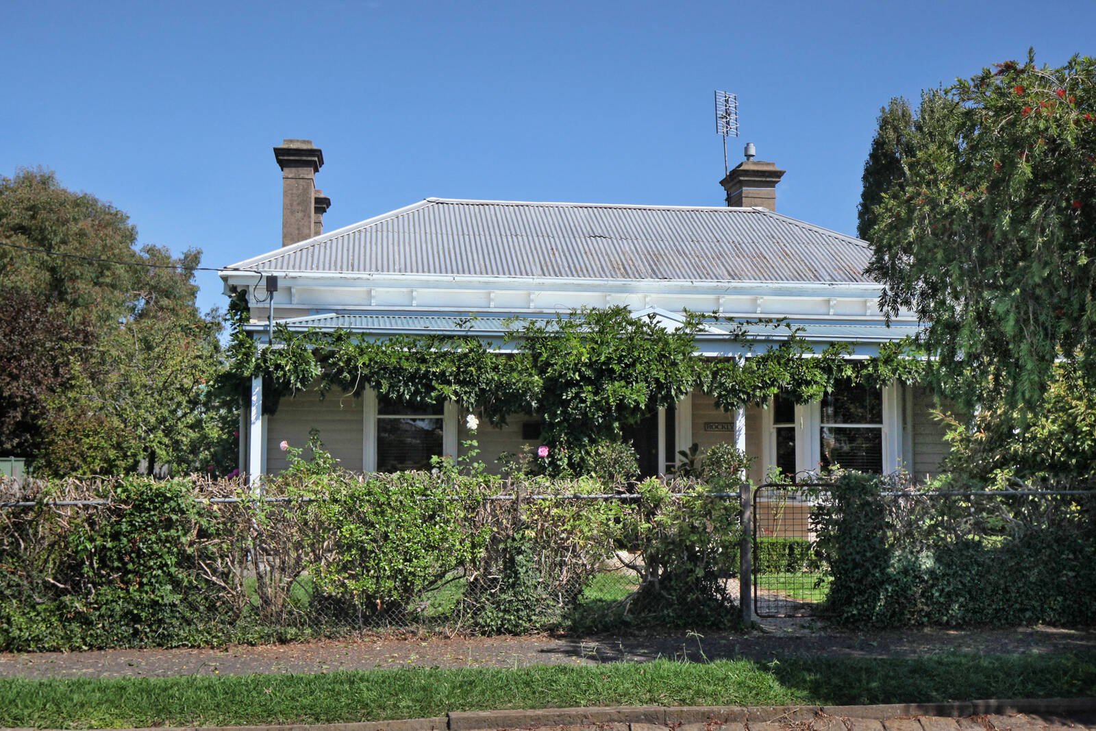 Property Gallery Thumbnail 2