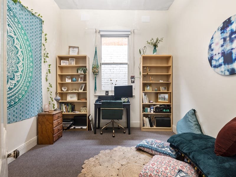 Property Gallery Thumbnail 3