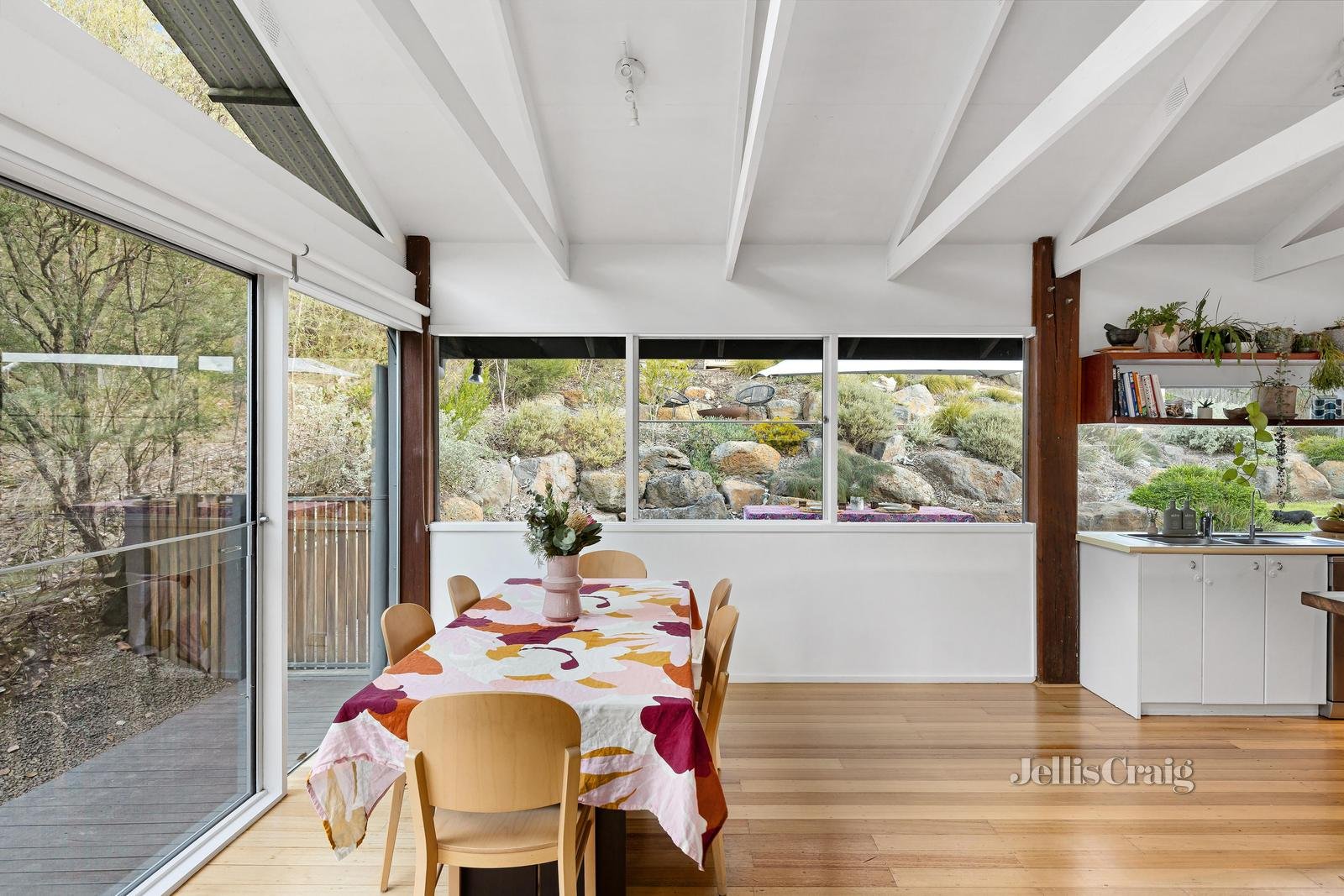 16 Brogil Road, North Warrandyte image 15