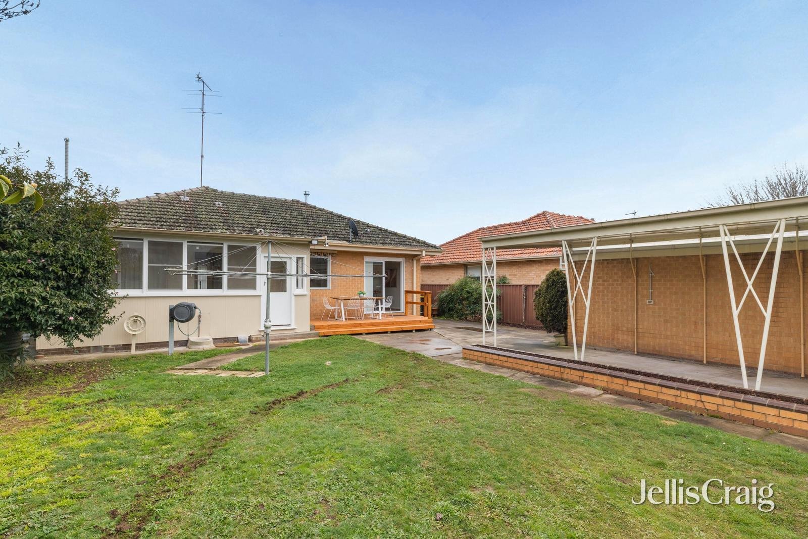 16 Browns Parade, Wendouree image 7