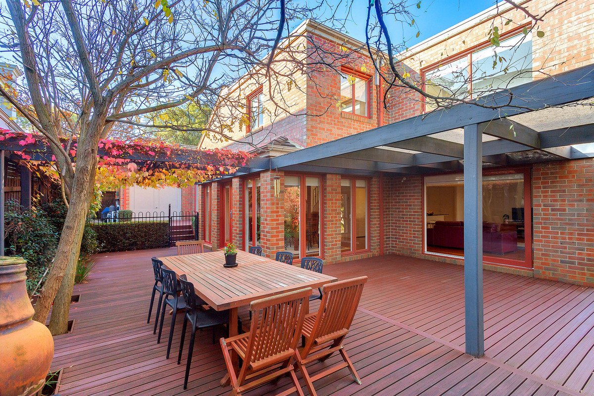 16 Bruce Street, Balwyn image 1