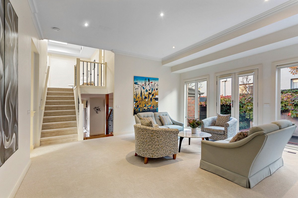 16 Bruce Street, Balwyn image 2