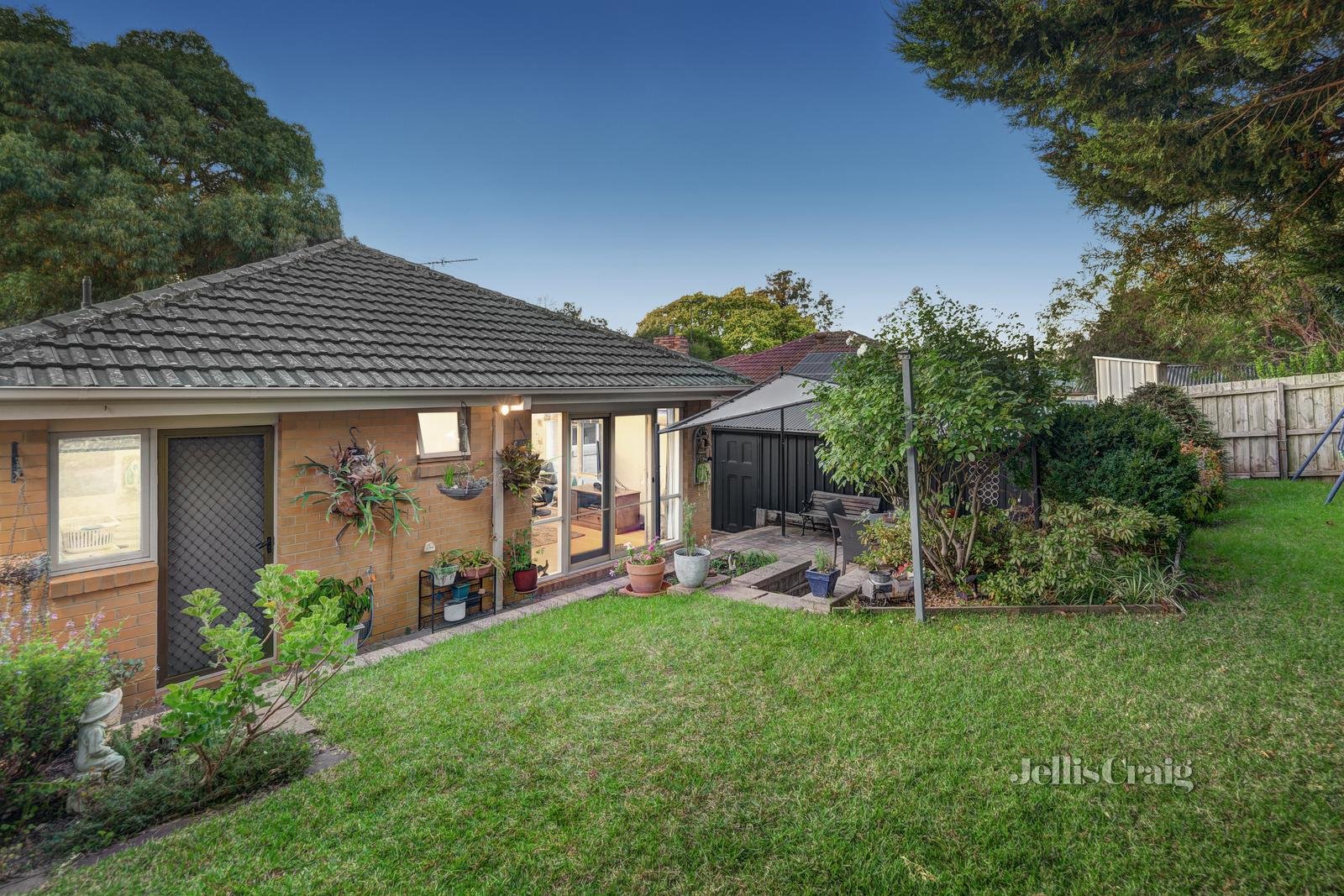 16 Busst Drive, Watsonia North image 12