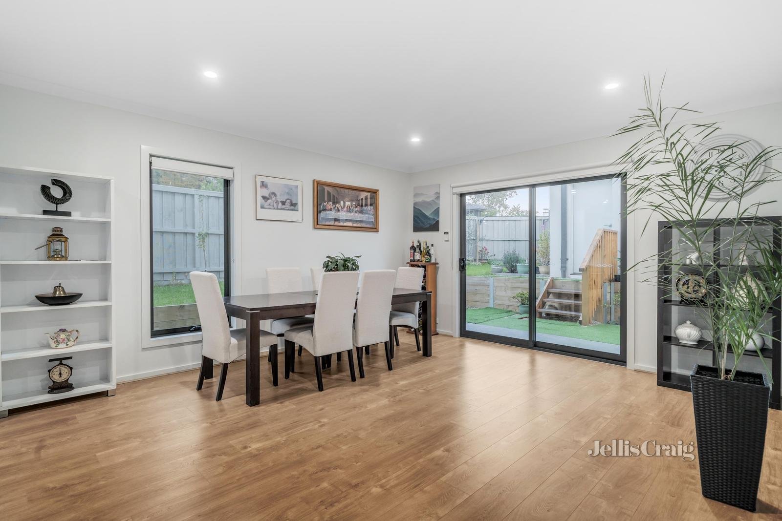 16 Buxton Street, Chirnside Park image 4