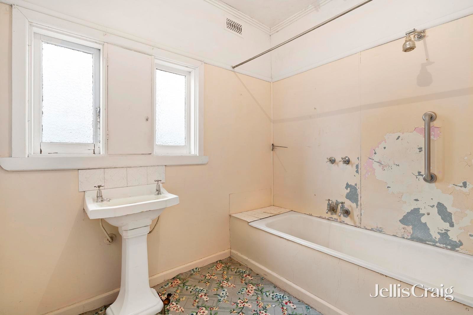 16 Campbell Street, Heathmont image 7