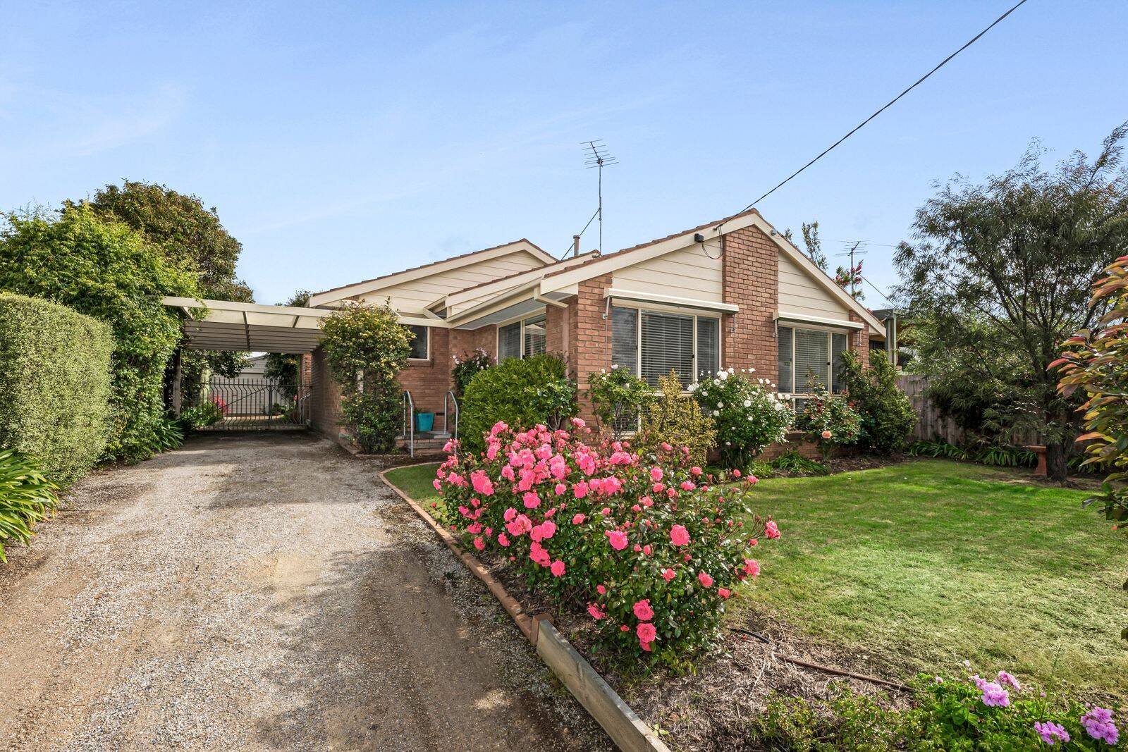 Property Gallery - Main Image