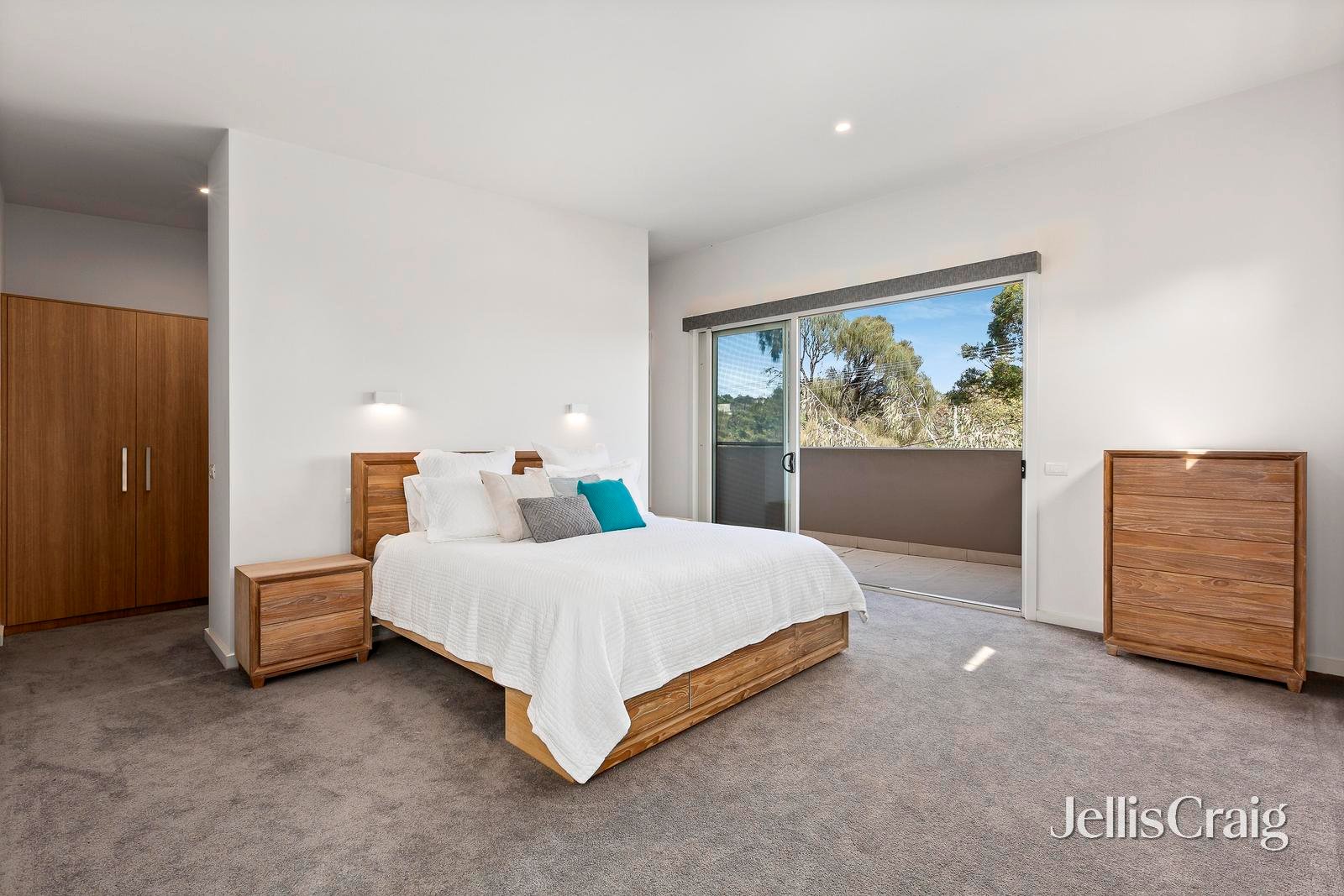 16 Canterbury Street, Sorrento image 8