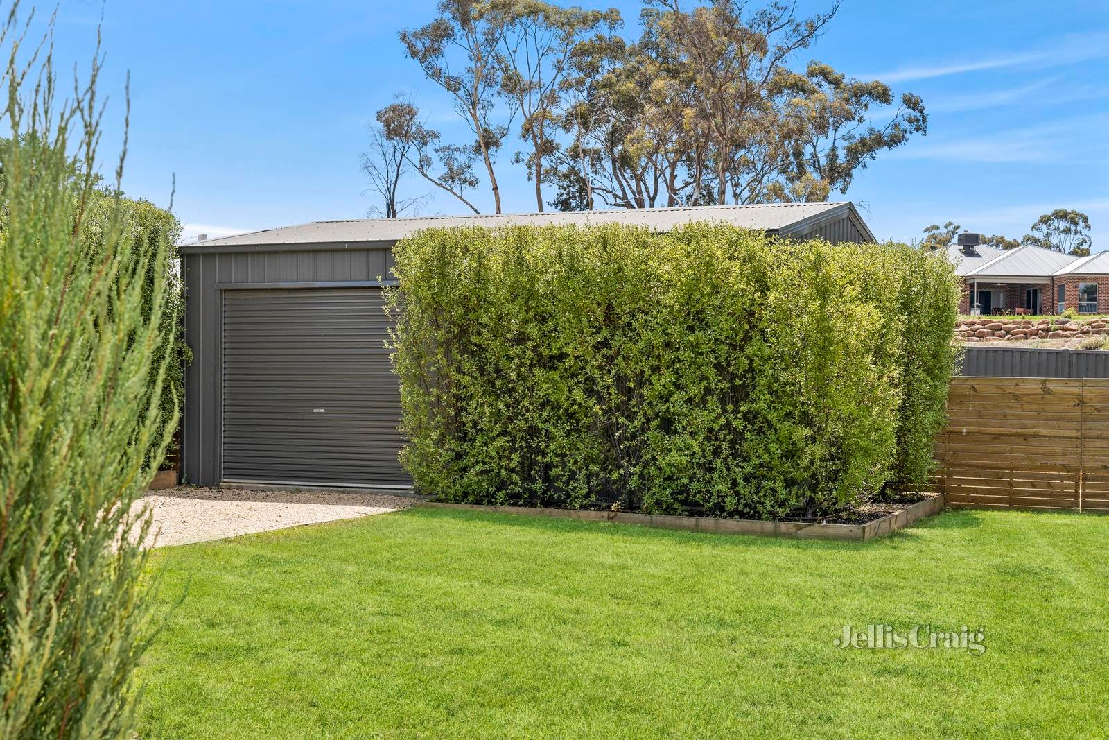 16 Carloway Drive, Mckenzie Hill image 18