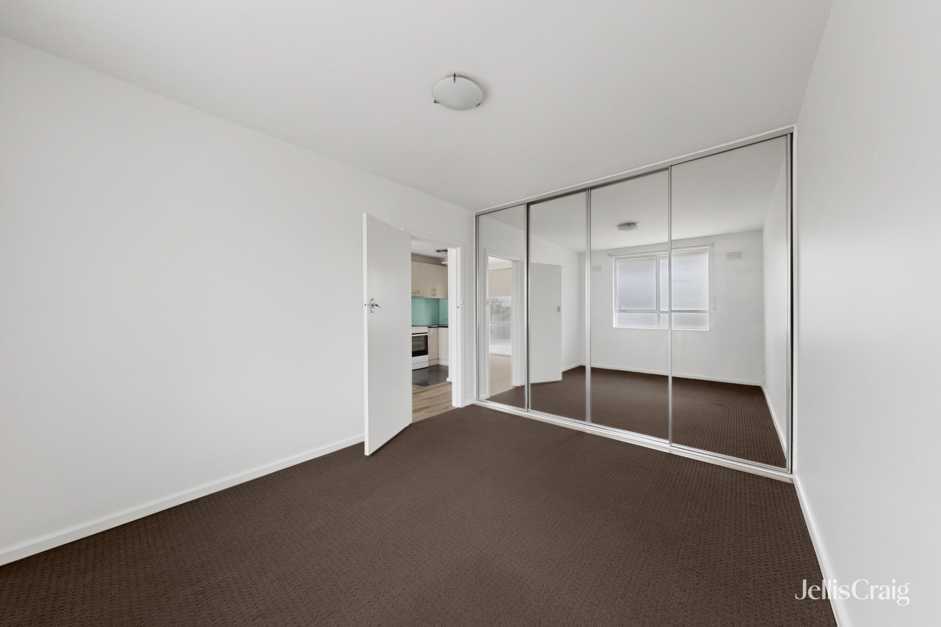 1/6 Carmichael Street, West&nbsp;Footscray image 8