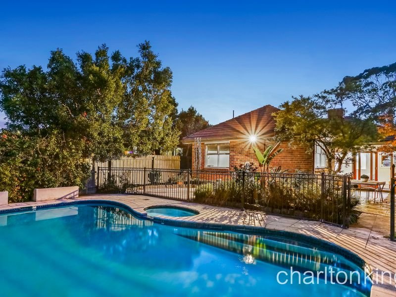 16 Carolyn Street HAMPTON