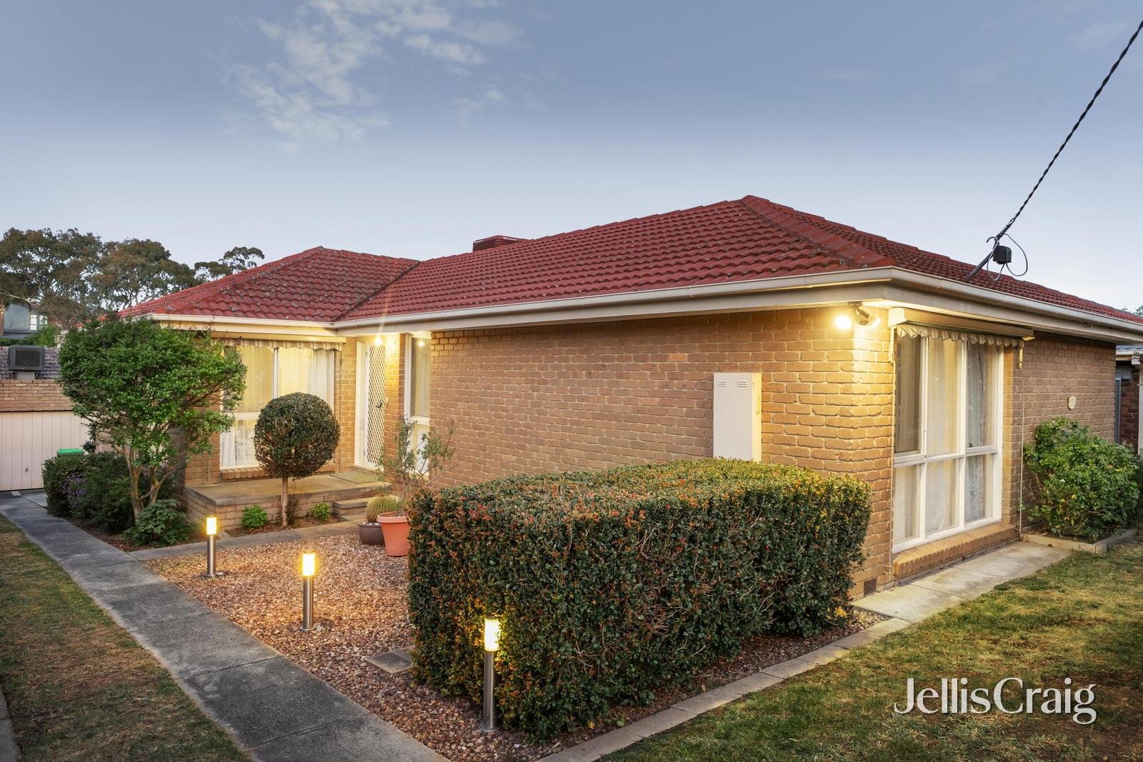 16 Carson Court, Watsonia North image 1