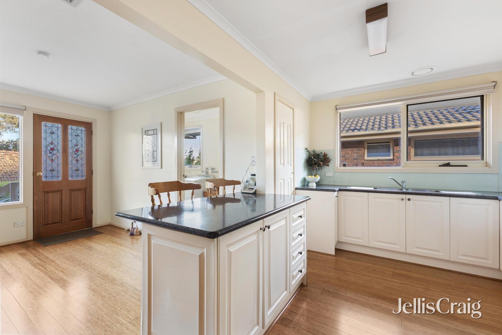 16 Carson Court, Watsonia North image 7