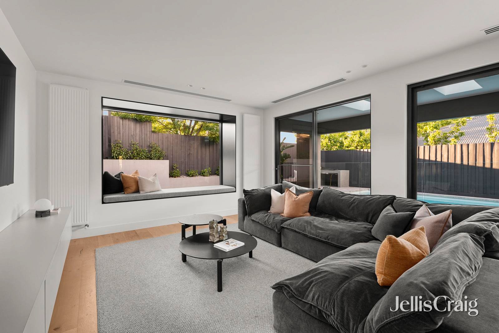 16 Cathedral Rise, Doreen image 8