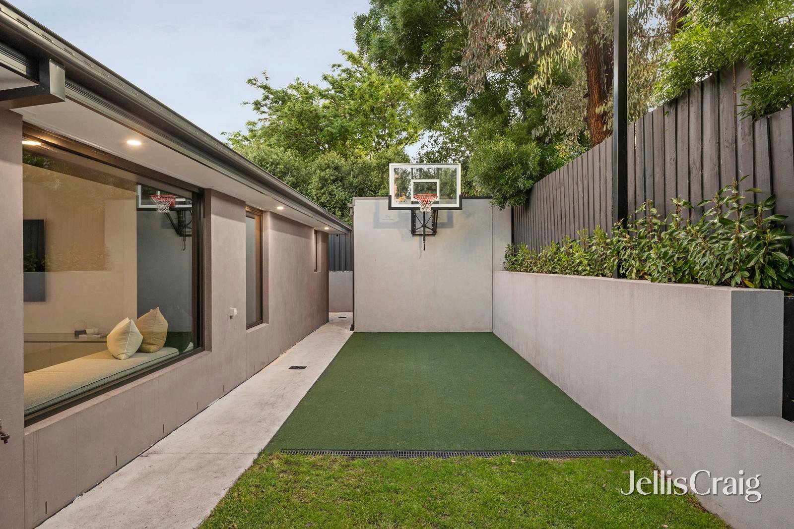 16 Cathedral Rise, Doreen image 22