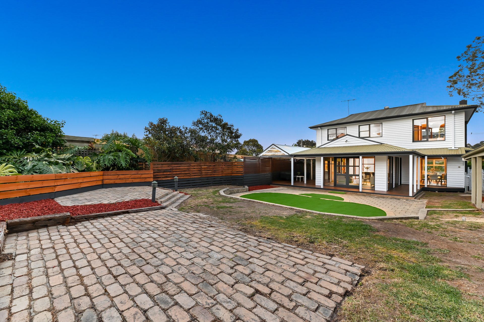 16 Catherine Avenue, Mount Waverley image 16