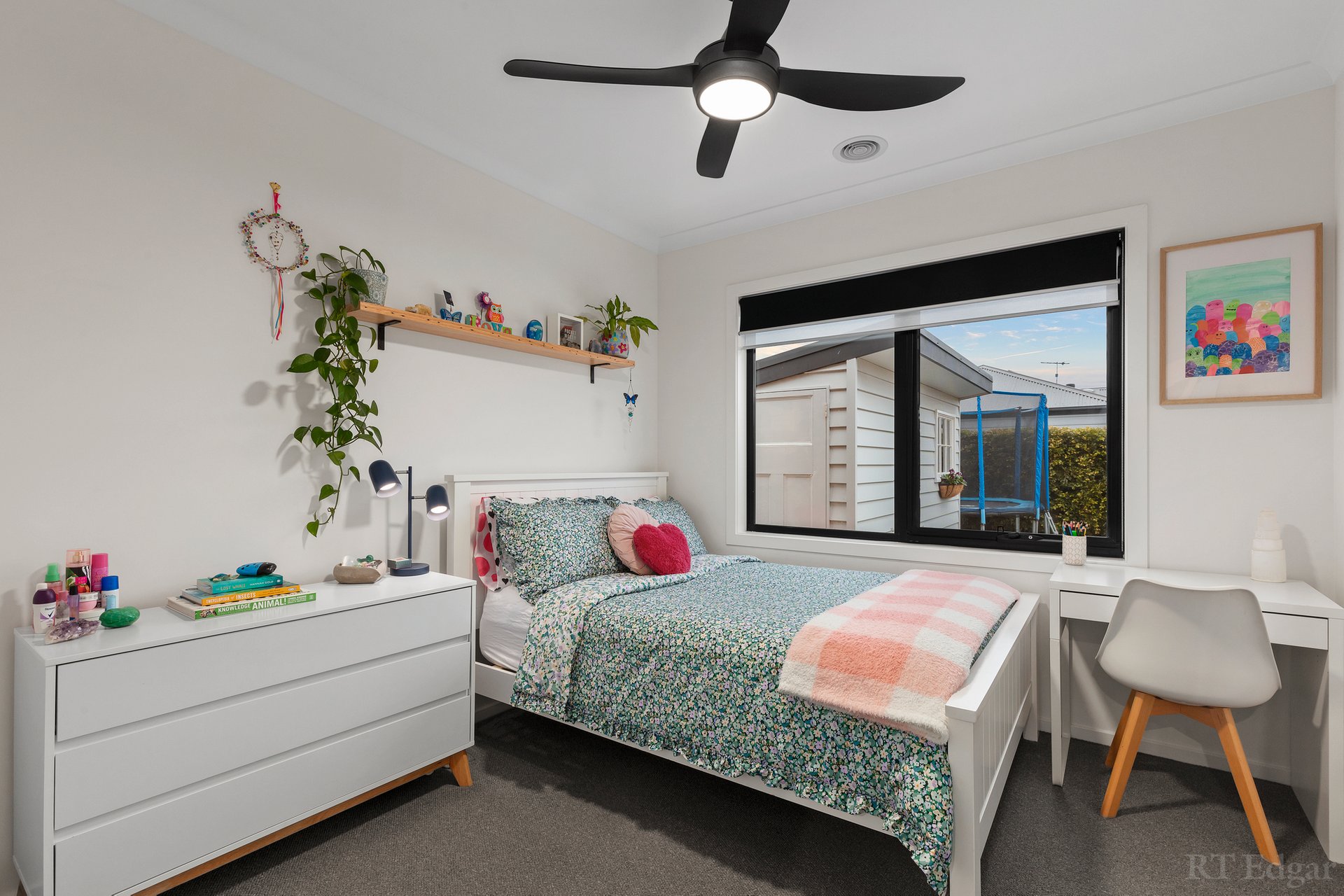 Property Gallery Thumbnail 13