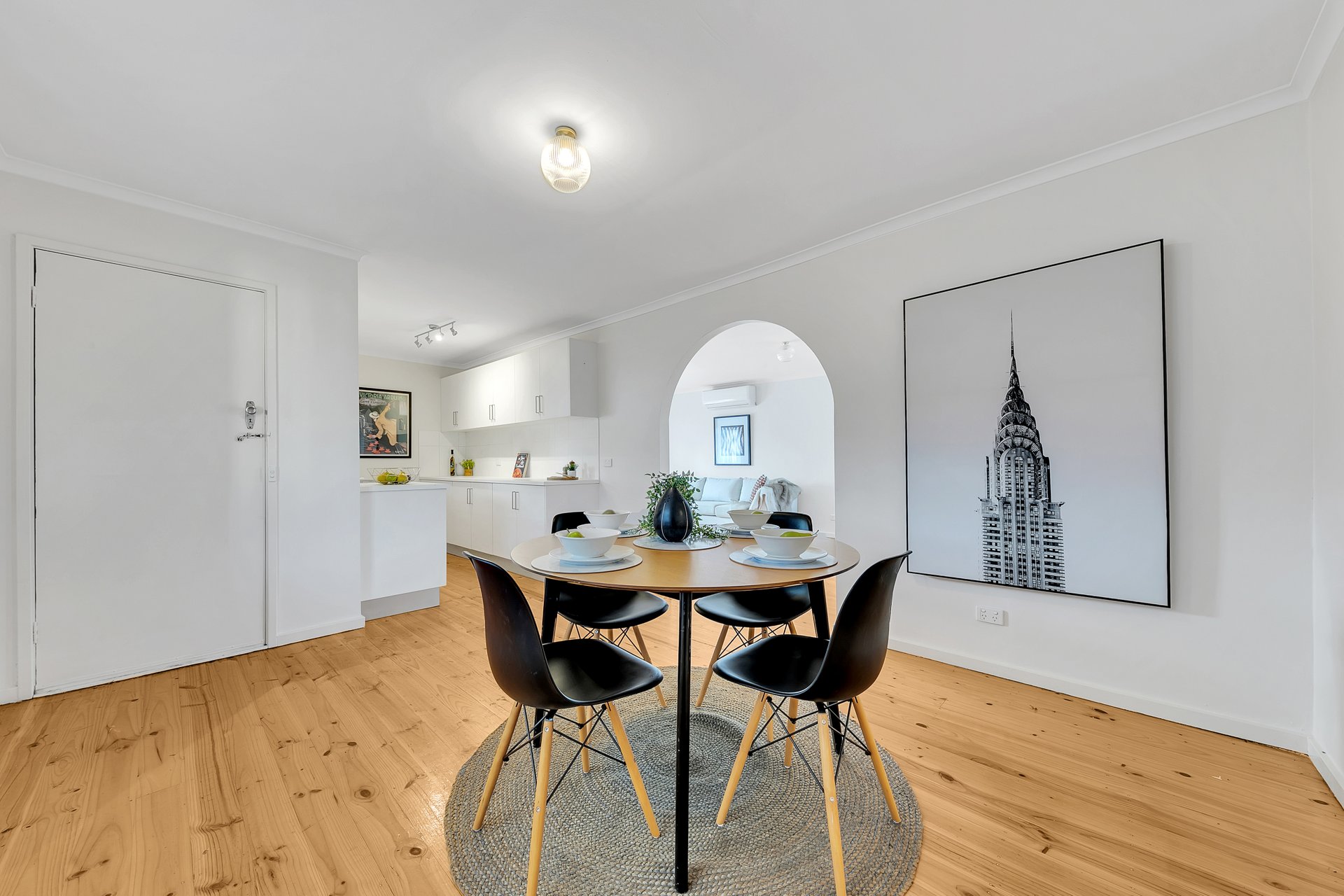 16 Challenger Close, Whittington image 7
