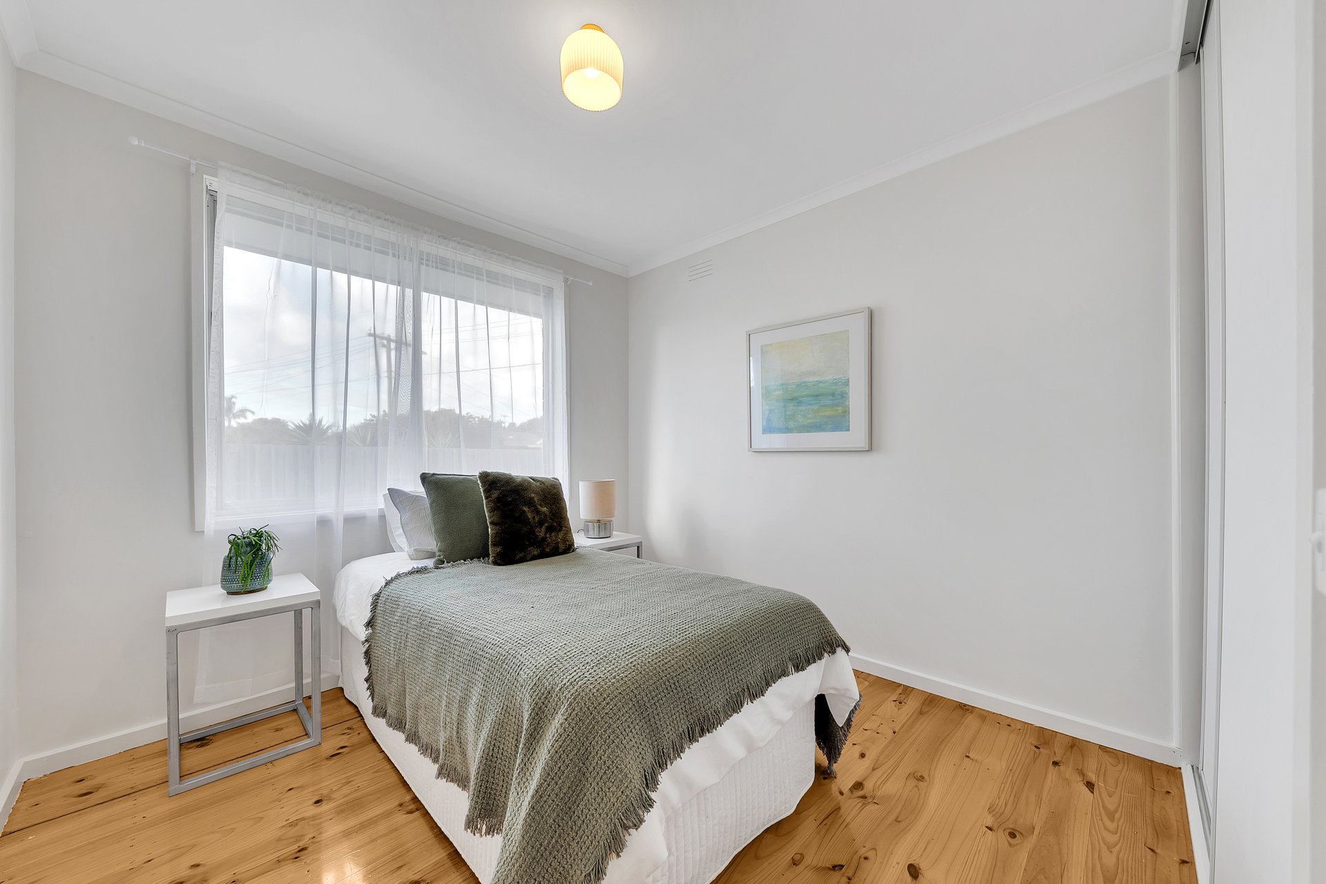 16 Challenger Close, Whittington image 12