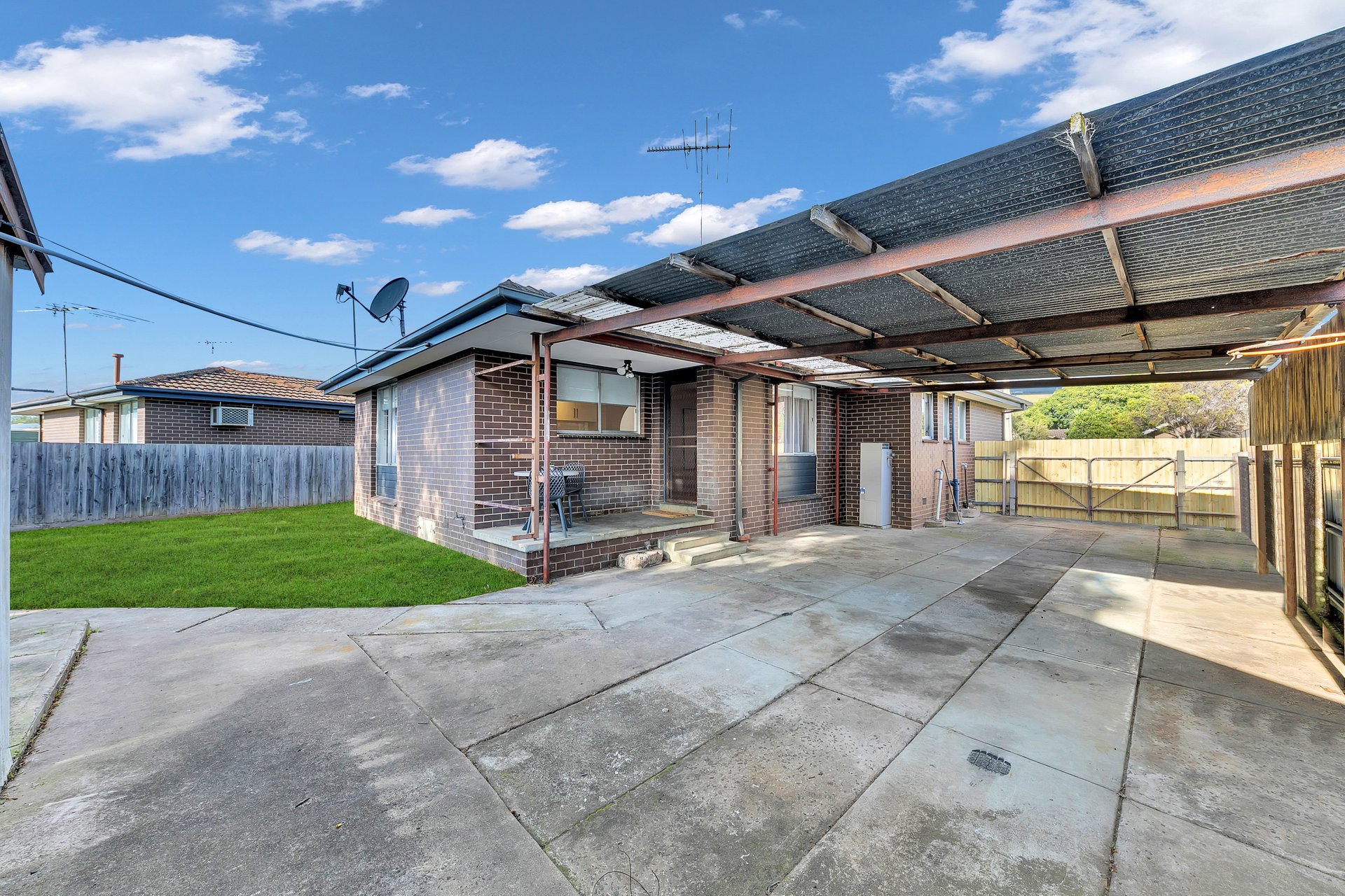 16 Challenger Close, Whittington image 15