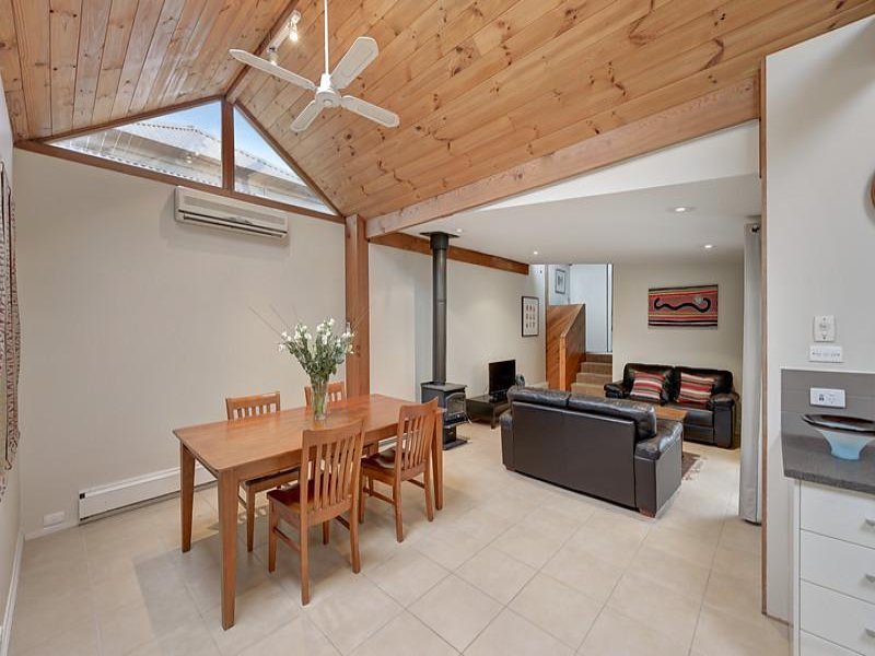 16 Charles Street, Surrey Hills image 4