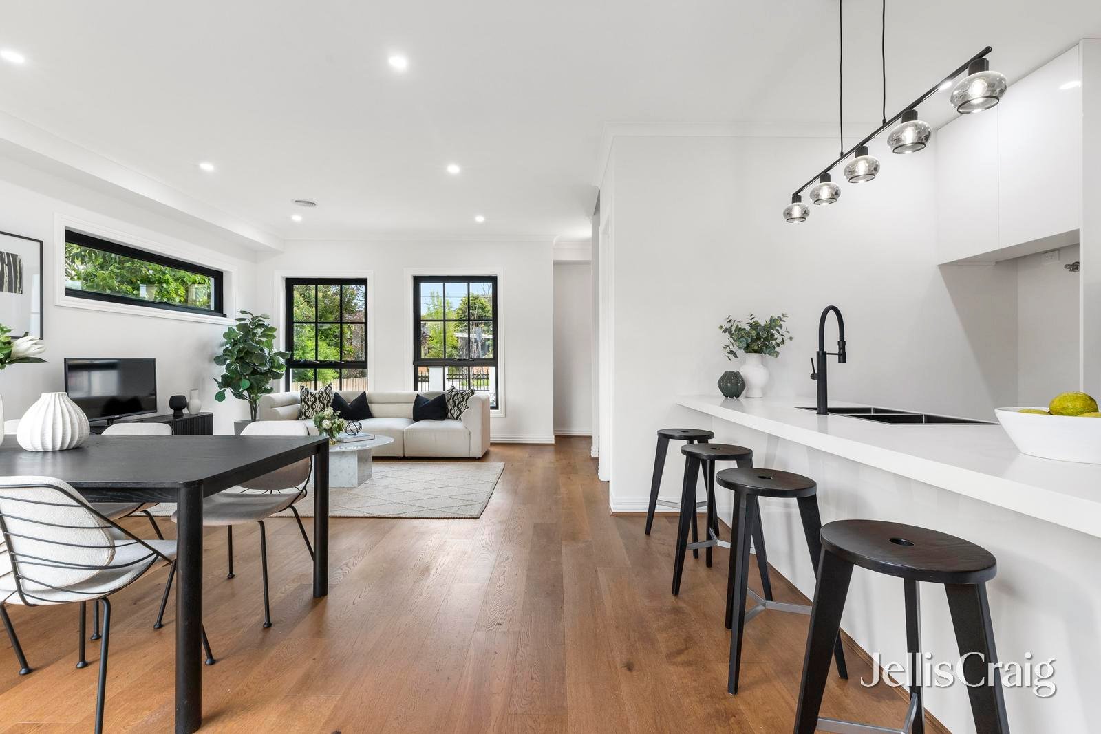 1/6 Charlton Street, Mount&nbsp;Waverley image 7