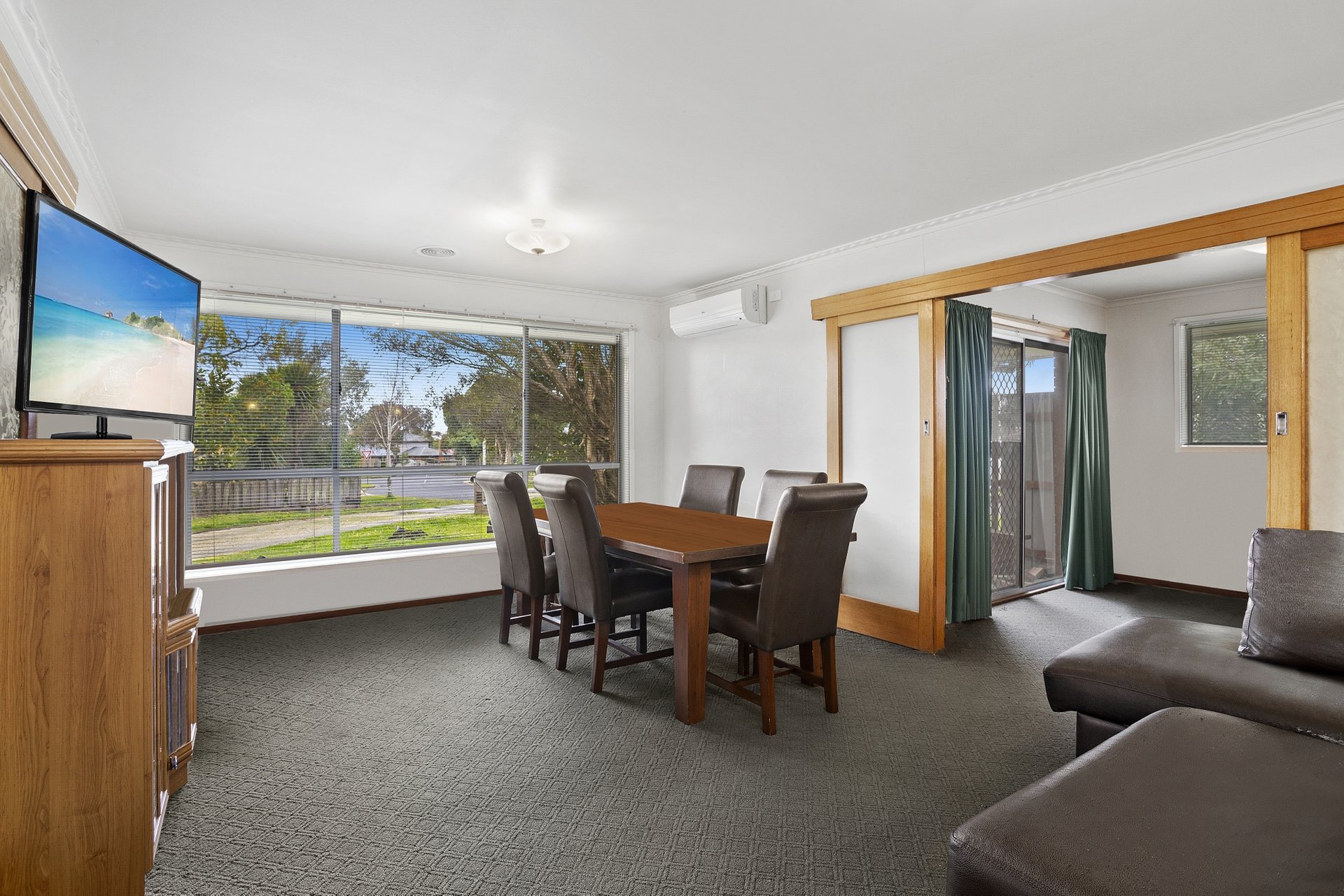 1/6 Cheryl Crescent, Belmont image 2