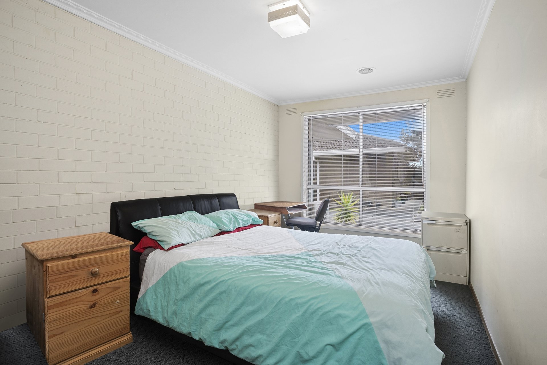 1/6 Cheryl Crescent, Belmont image 4