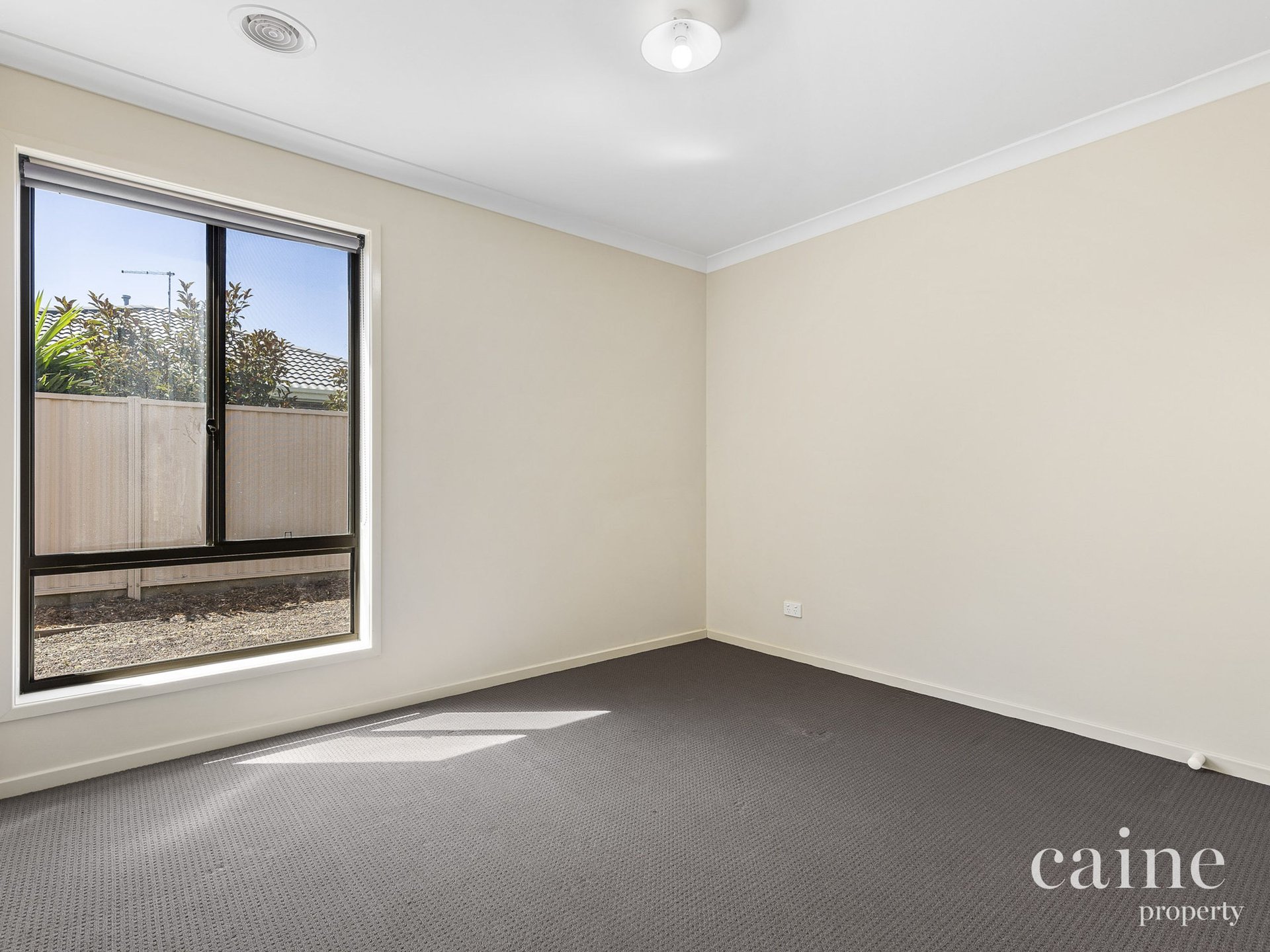 16 Chifley Drive, Delacombe image 6