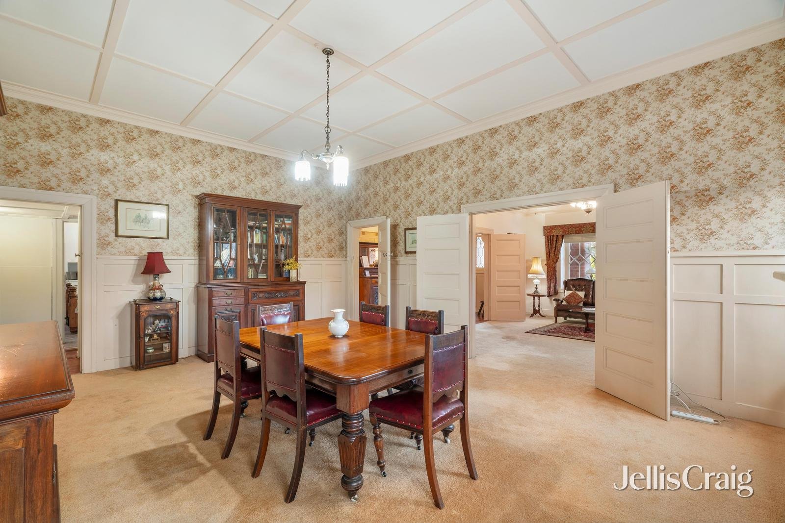 16 Churchill Street, Mont Albert image 6