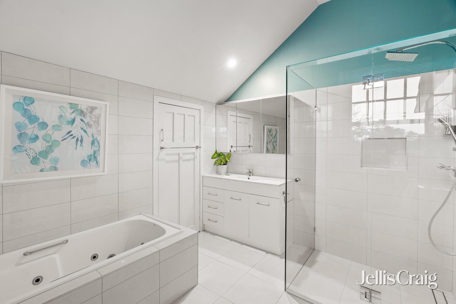 16 Churchill Street, Mont Albert image 15